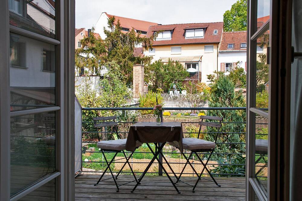 Geheel appartement, Small apartment with balcony in the heart of Überlingen in Überlingen, Obersee (Bodensee)