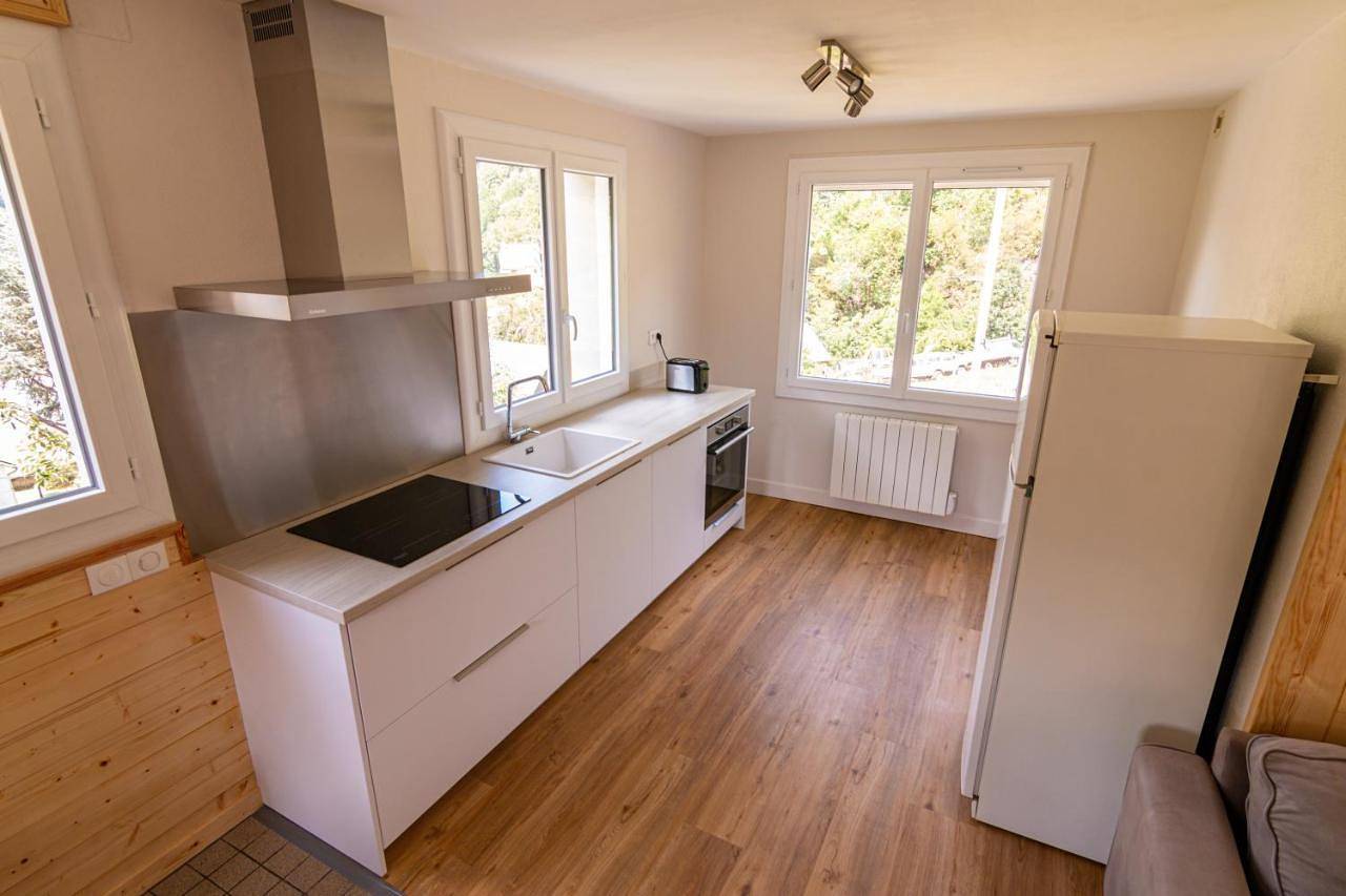 Appartement entier, Apartment with Mountain View in Gèdre, Parc national des Pyrénées