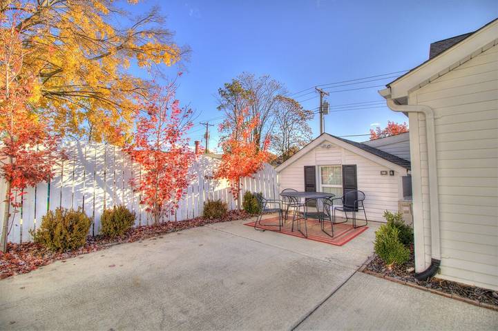 Vacation rental for 8 people in St. Charles County