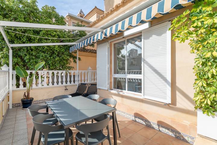 Ferienhaus für 9 Personen, mit Balkon und Kinderpool in Santa Pola - 2
