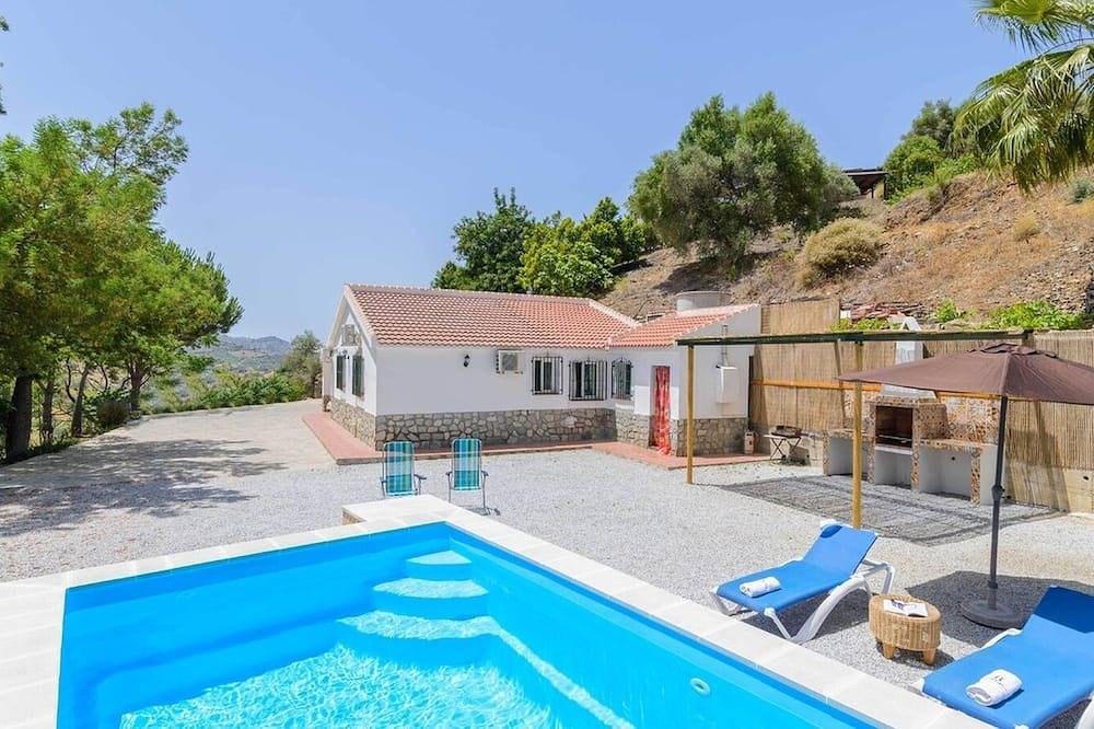Casa vacanza a Cómpeta a partire da 151€ a notte