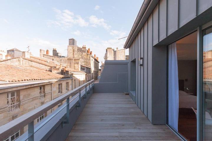 Chambre d’hôte pour 3 personnes, avec vue ainsi que piscine et terrasse à Bordeaux - 2