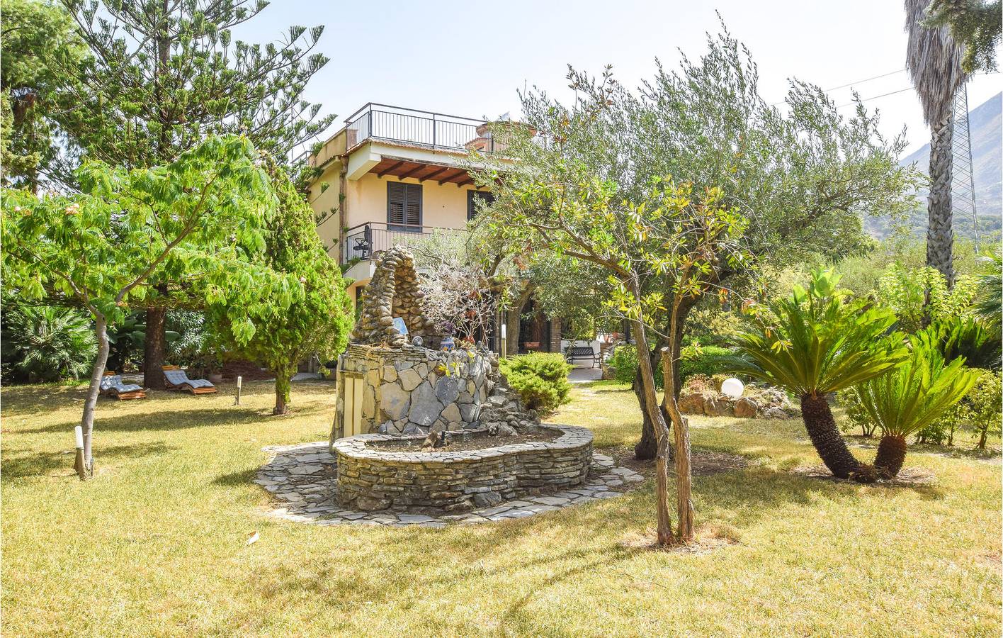 Apartamento con vistas al mar, aire acondicionado, aparcamiento y terraza - Giardinello 2km in Borgetto, Provincia de Palermo