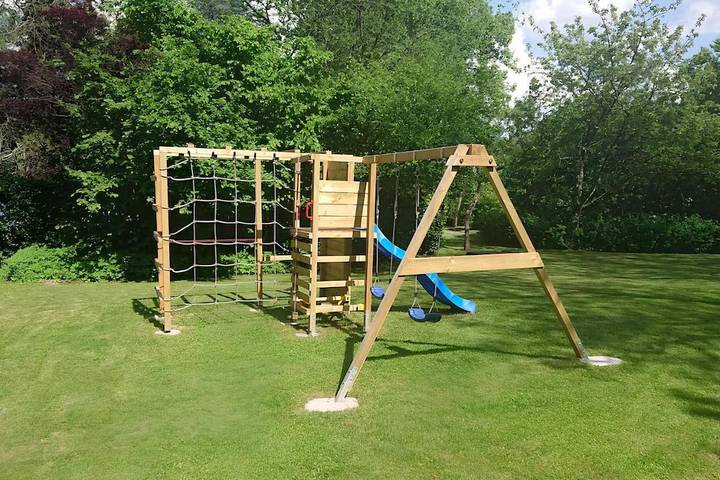 Location de vacances pour 14 personnes, avec jardin et vue ainsi que sauna et piscine dans Forrières - 4