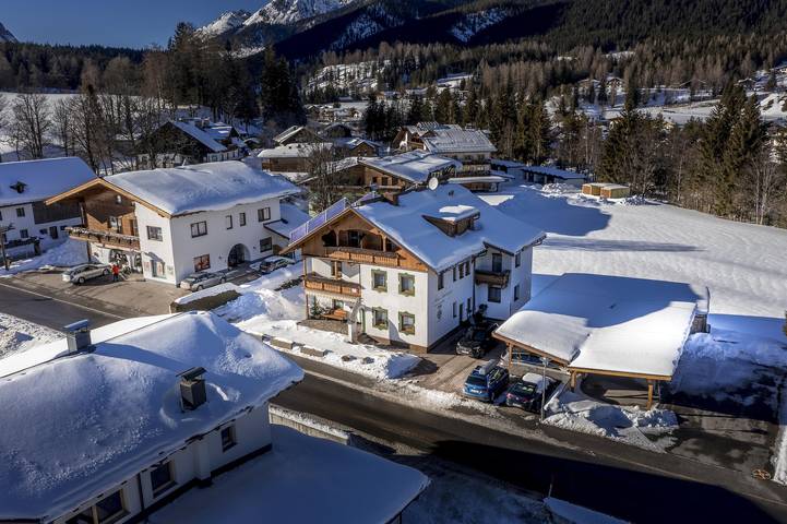 Ferienwohnung für 4 Personen, mit Balkon und Garten sowie Pool in Leutasch - 3