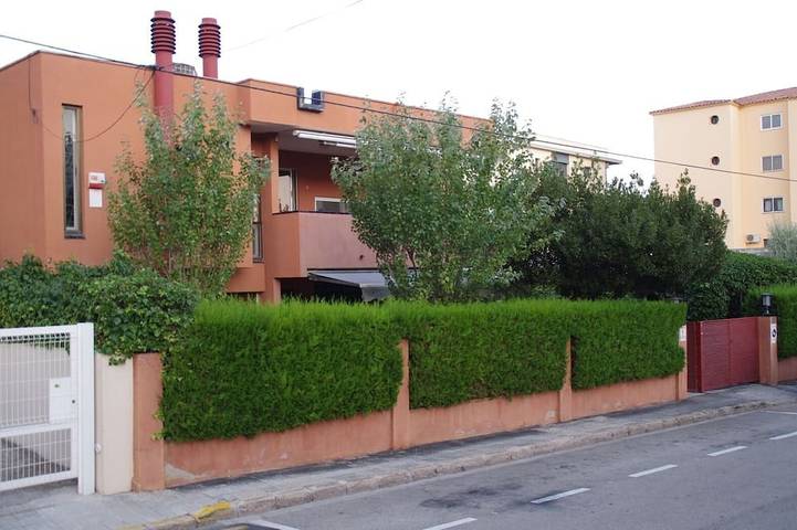 Location de vacances pour 10 personnes, avec Terrasse et Jardin dans l'Hospitalet de l'Infant