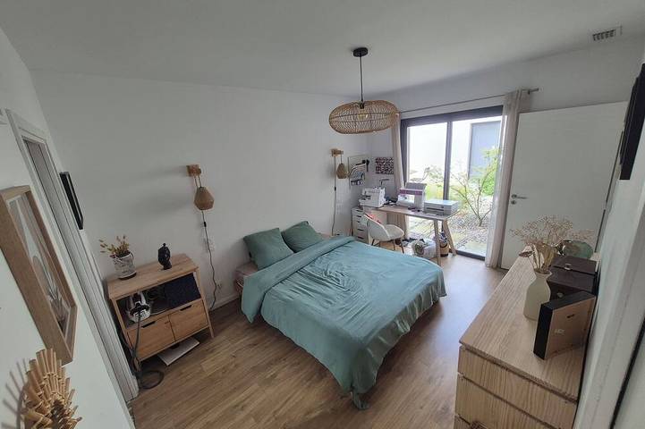 Location de vacances pour 6 personnes, avec terrasse ainsi que piscine et jardin à Nézignan-l'Évêque - 3