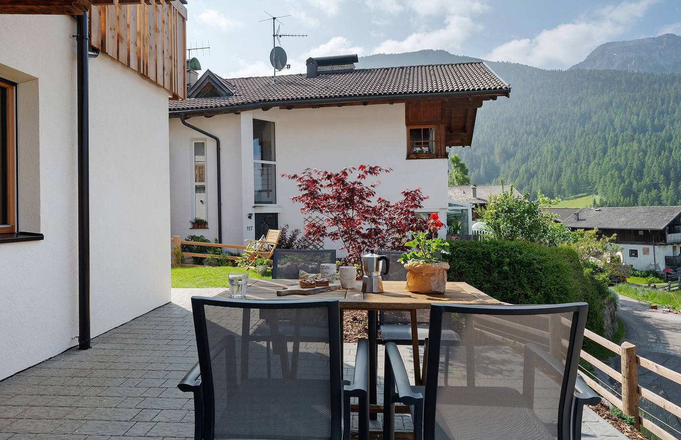 Ganze Wohnung, Ferienwohnung 'Carina' mit Bergblick, Balkon und Wi-Fi in Reinswald, Sarntal