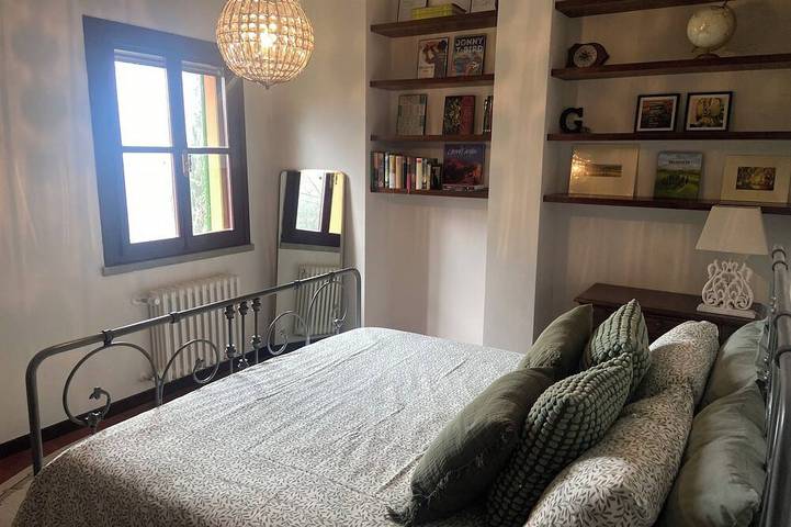 Tuscan villa with Florence, Pisa, Volterra & San Gimignano within 1 hour drive. in Palaia, Pisa e dintorni