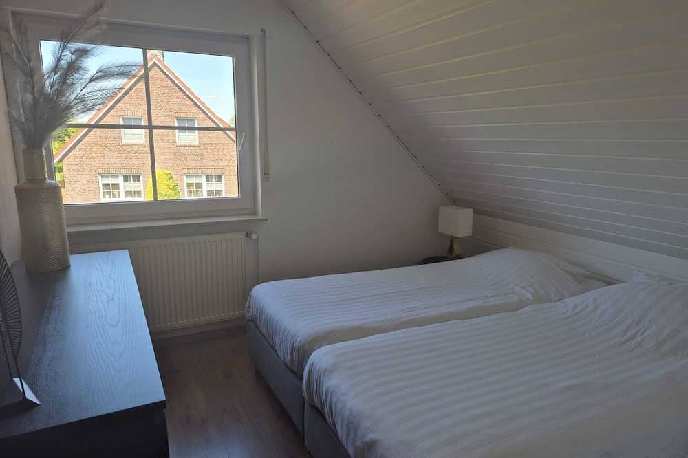 Ganze Wohnung, Ferienhaus Freiblick D in Ditzumerverlaat, Bunde