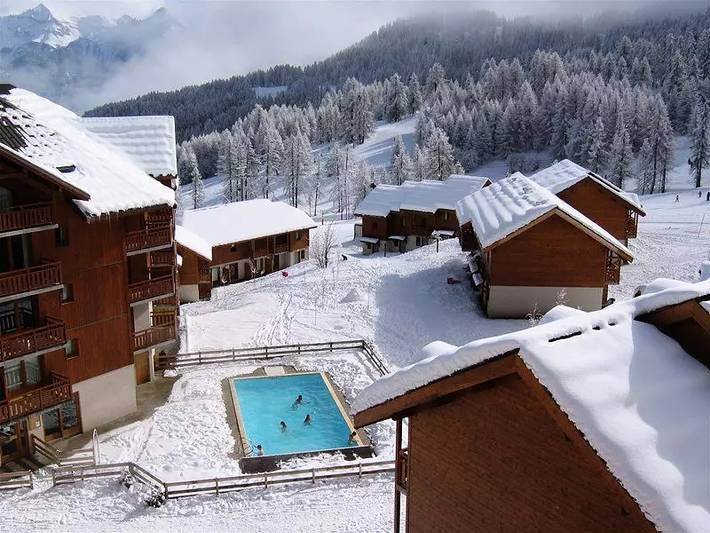 Gîte pour 8 personnes, avec piscine ainsi que vue et balcon à Puy-Saint-Vincent - 4