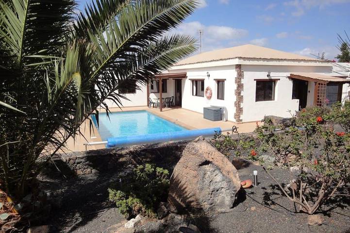 Villa für 6 Personen, mit Garten
