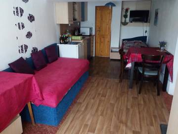 Gîte pour 3 personnes, avec terrasse à Zlín
