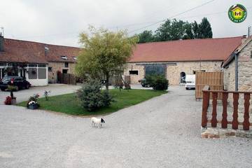 Agriturismo pour 6 personnes, avec jardin à Beuvrequen