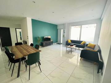Appartement de vacances pour 7 personnes, avec terrasse dans Stade Félix Bollaert Delelis RC Lens