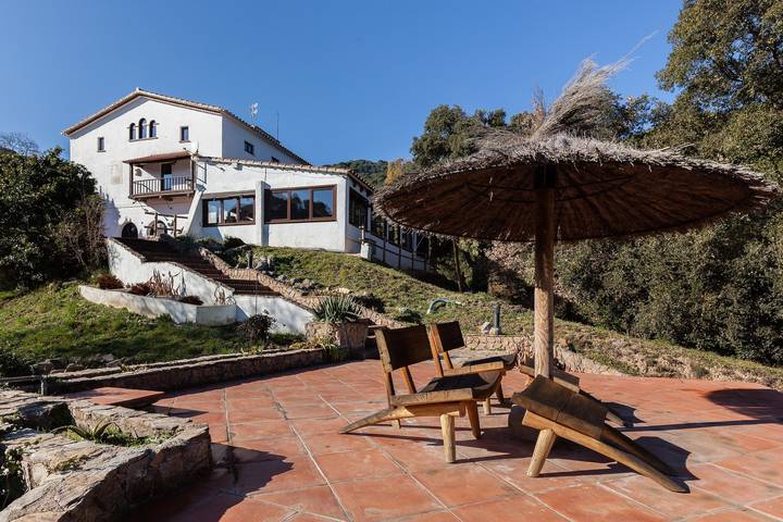 Holiday Home "Mas del Gall - Casa Nova" with Mountain Views, Pool, Garden and Wi-Fi in Tordera, Maresme