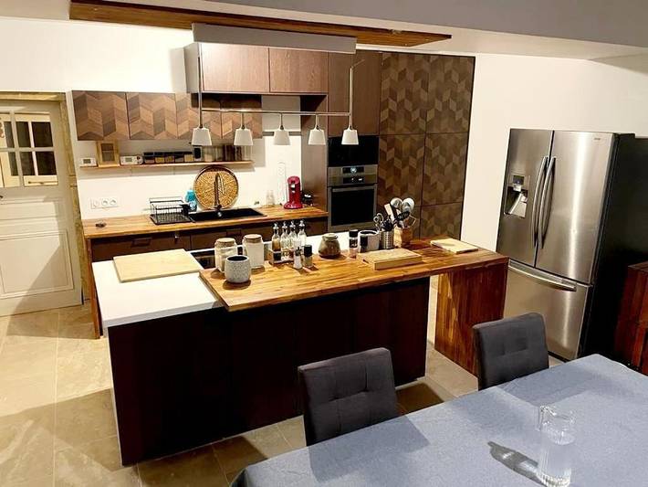 Location de vacances pour 6 personnes, avec vue et jardin à Pouilly-le-Monial - 2