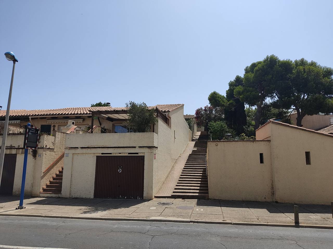 Entire apartment, Villa 6/7 pers with Ac - Near port and village - Private parking in Gruissan (Ville), Gruissan