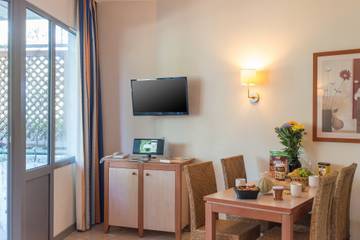 Location De Vacances pour 4 Personnes dans Grospierres, Ardèche, Photo 1