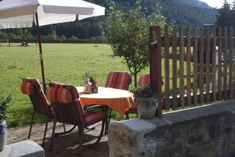 Ganze Wohnung, Chasa Clavuot, (Zernez) in Zernez, Unterengadin