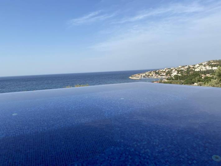 Villatepeboz bei İzmir in Türkische Ägäis