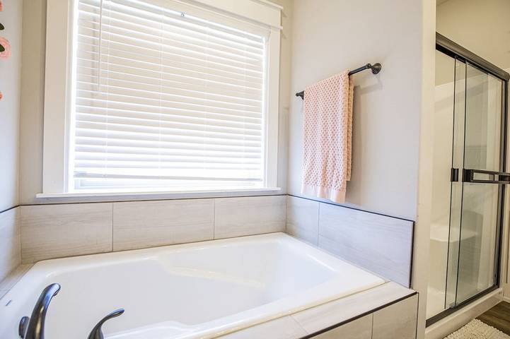 Vacation rental for 8 people, with balcony in Fayetteville