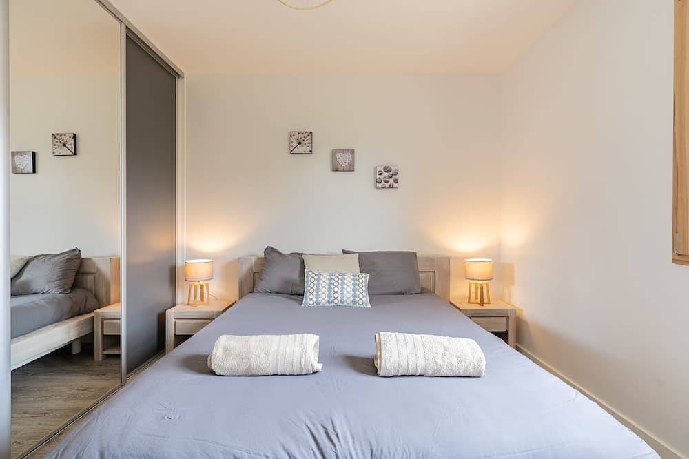 Appartement entier, Talloires Village / New Residence / Beach on foot in Talloires-Montmin, Région d'Annecy