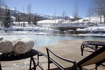 Vacation Apartment for 6 Guests in Snowmass Village, Northwest Colorado, Picture 2