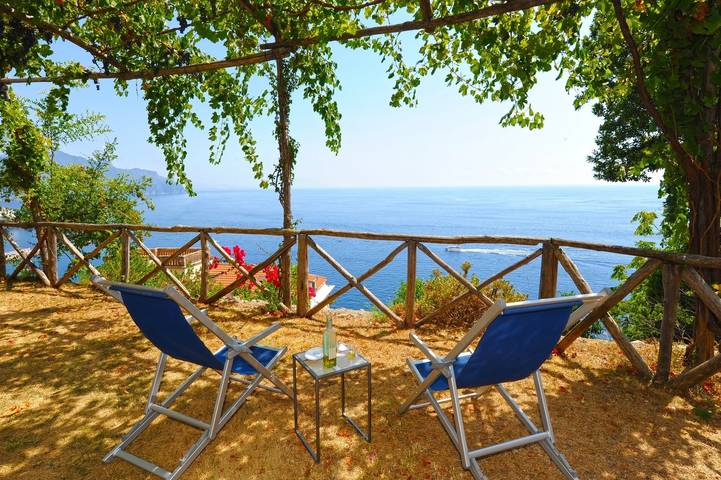 Ferienhaus für 4 Personen, mit Terrasse und Garten in Amalfi