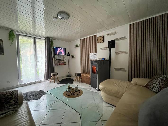 Location de vacances pour 6 personnes, avec bassin pour enfant et jardin ainsi que piscine et jacuzzi, adapté aux familles à Oderen - 2