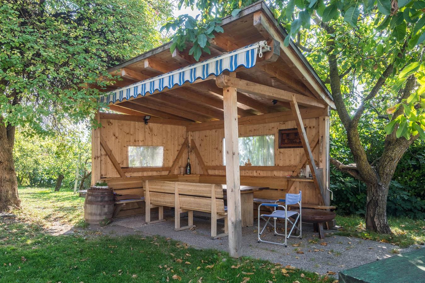 Ganze Wohnung, Ferienwohnung "Rafaser - Rustika" mit Bergblick, Wlan, Balkon & Garten in Schnauders, Feldthurns