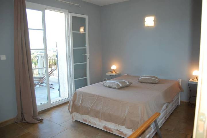 Location de vacances pour 8 personnes, avec jardin et jacuzzi à Ongles - 2