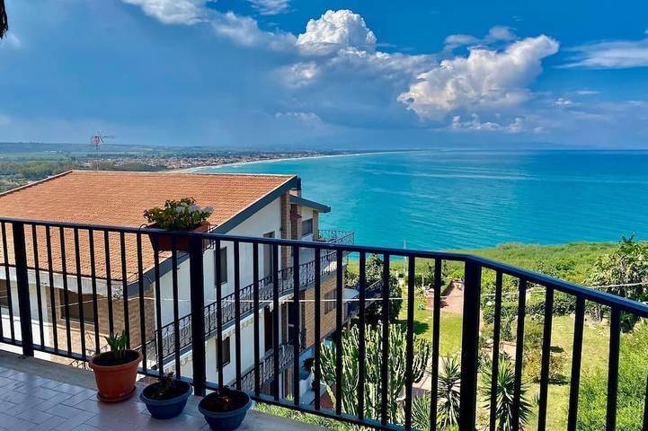 Villa per 4 persone in Costa Saracena