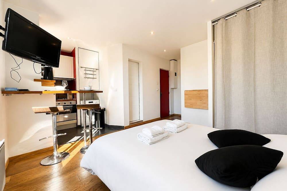 Appartement entier, Le Victor Hugo - Paris & Disneyland in Fontenay-sous-Bois, Val-de-Marne