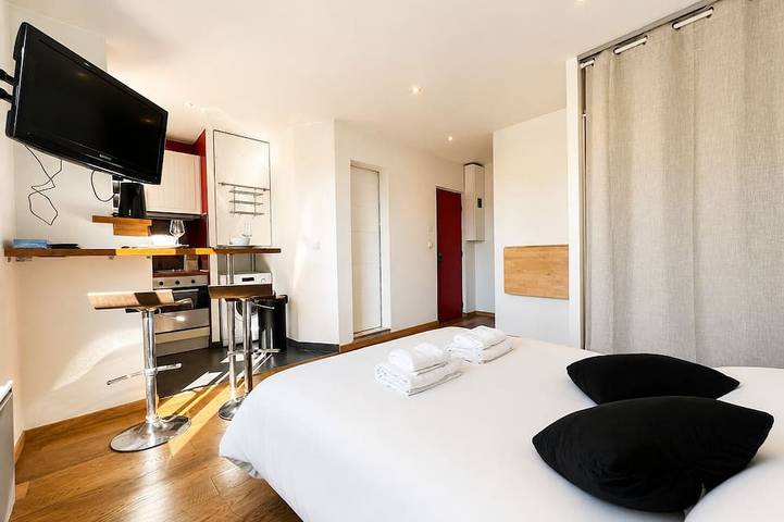 Ganze Wohnung, Le Victor Hugo – Paris & Disneyland in Fontenay-sous-Bois, Val-de-Marne