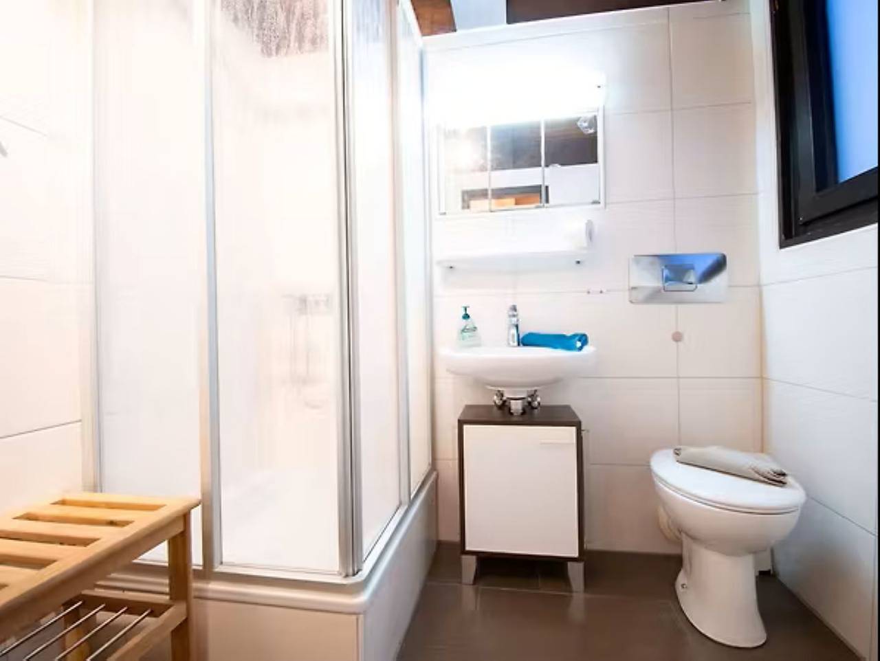Familienfreundliches Ferienhaus in Burhave – 500 m zum Strand, Wlan, Garten in Burhave, Butjadingen