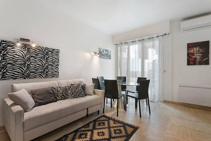 Apartamento entero, Apartamento 'Cannes Martinez One Bedroom' con aire acondicionado in Cannes, Costa mediterránea (Francia)