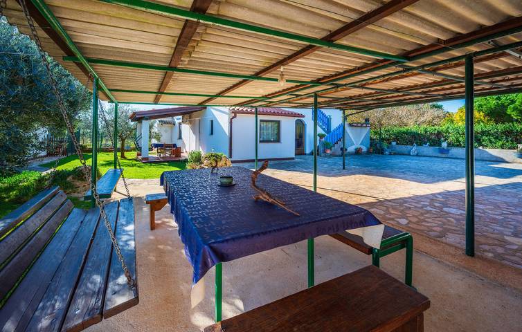 Ferienwohnung für 4 Personen, mit Terrasse in Sisan - 4