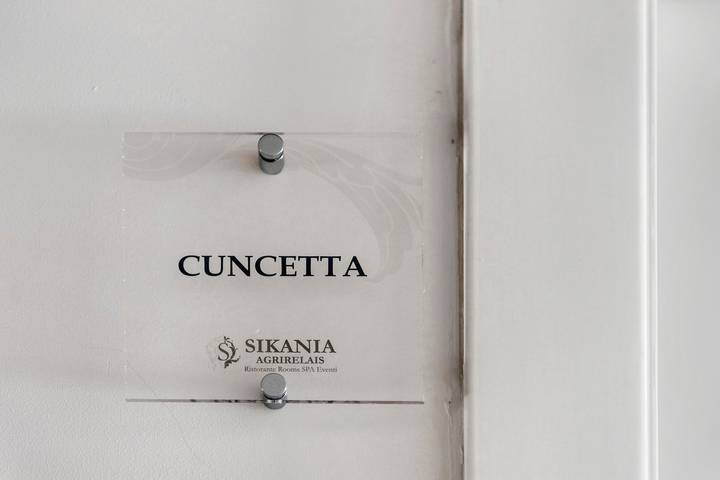 Kamer Cuncetta – Sikania Agrirelais, bergzicht