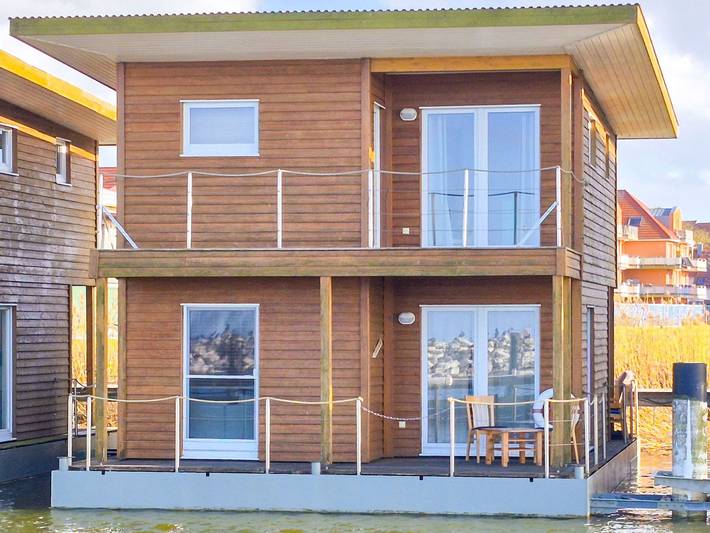 Ferienwohnung für 7 Personen, mit Ausblick und Seeblick sowie Terrasse, mit Haustier in Barth - 3