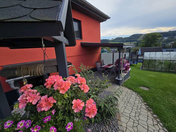 Ferienwohnung für 4 Personen, mit Terrasse und Garten - 1