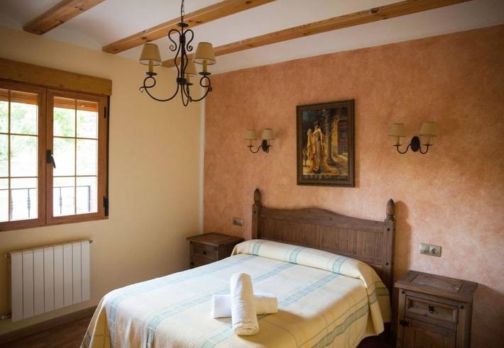 Casa rural para 6 personas, con Terraza además de Jardín y Vistas en Santiago-Pontones