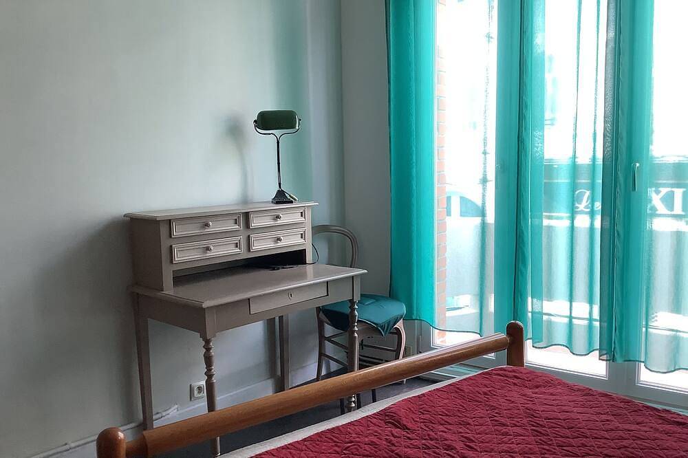 Appartement entier, Appartement Dans Maison Hypercentre in Cambrai, Département Nord
