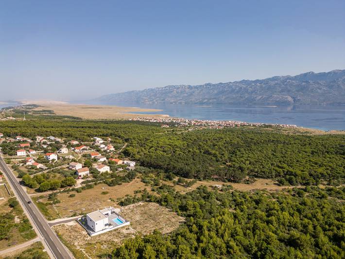 Villa für 8 Personen, mit Terrasse und Garten, mit Haustier in Razanac - 4