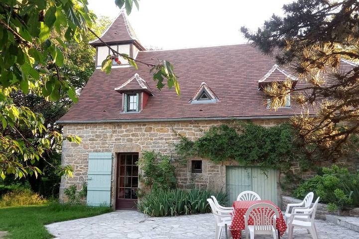 Location de vacances pour 8 personnes, avec piscine, animaux acceptés à Miers