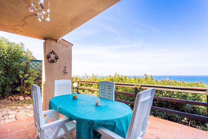 Apartamento para 4 personas, con Balcón y Jardín en Costa Paradiso