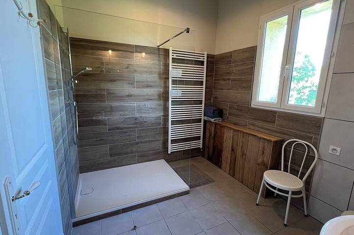 Chambre d’hôte pour 6 personnes, avec jardin dans le Tarn - 3