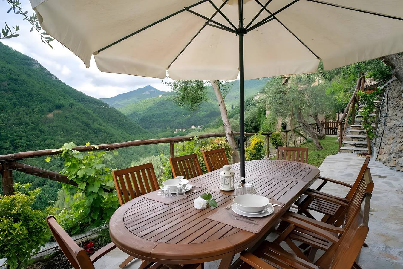 Casa Vacanze 'Agriturismo U Spigu Nonna Annetta'  appartamento Lavanda con vista super panoramica in Nasino, Alpi Liguri