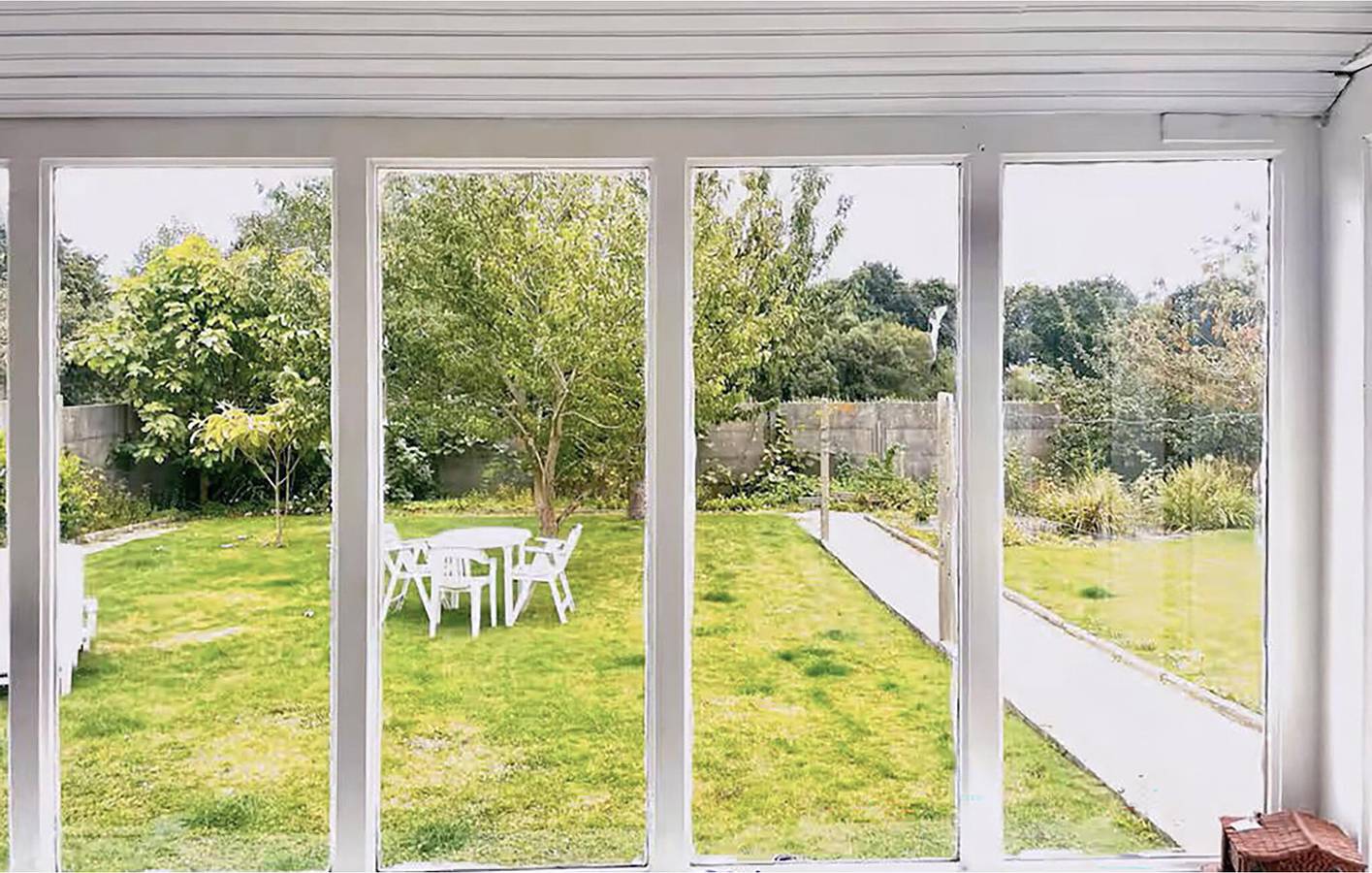 Entire holiday apartment, Charming Apartment Near Coast & City Center with Garden & Parking in Pleubian, Pink Granite Coast