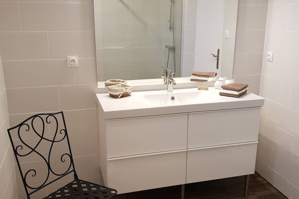 Maison d'Hérré ⭐⭐⭐Independent accommodation in main residence with swimming pool in Saint-Girons, Parc naturel régional des Pyrénées ariégeoises